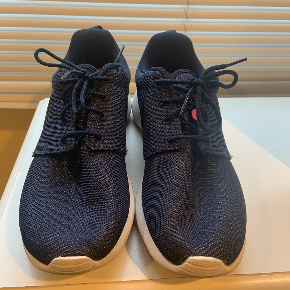 Nike Dark Blue Roshe